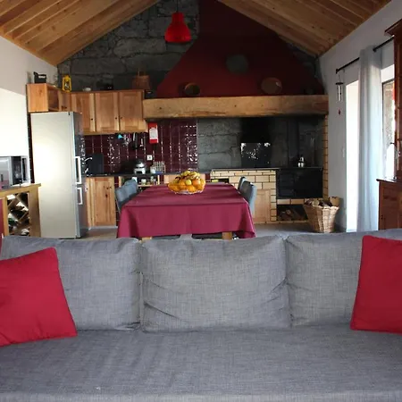 Chalet Adega Fraga Santa Luzia (Sao Roque do Pico)
