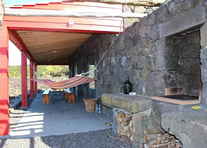 Adega Fraga Santa Luzia (Sao Roque do Pico)