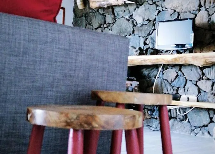 Adega Fraga Santa Luzia (Sao Roque do Pico)