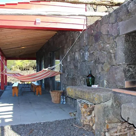 Adega Fraga Santa Luzia (Sao Roque do Pico)